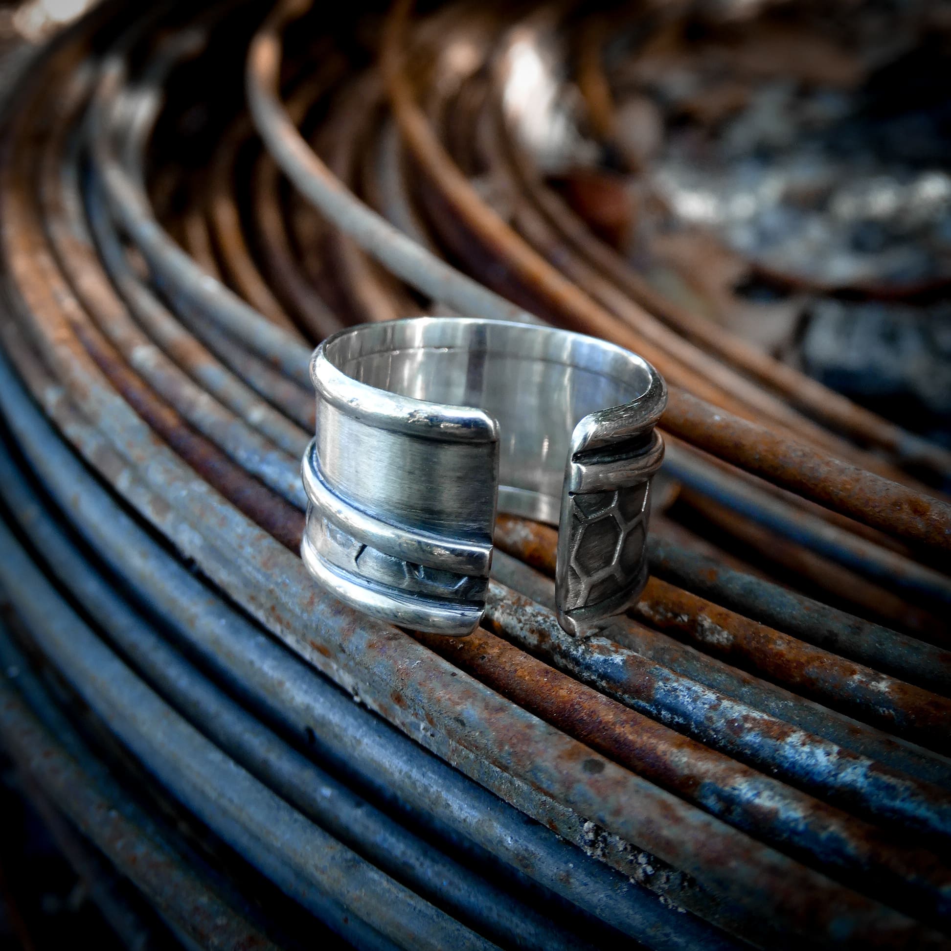 Bague GUJO